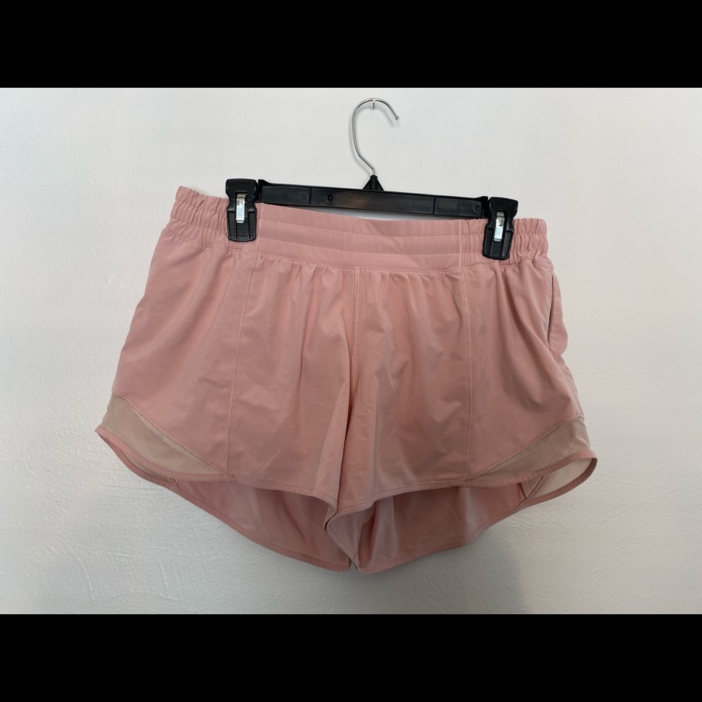 Lululemon Hotty Hot shorts